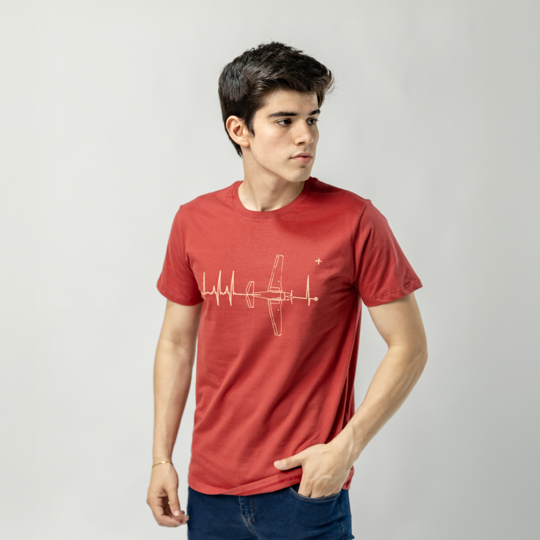Remera Baco Confort Estampa Avión
