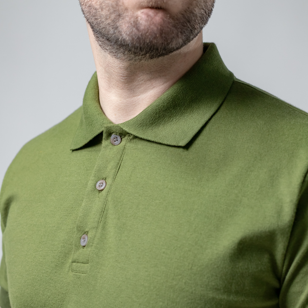 Remera con cuello Confort