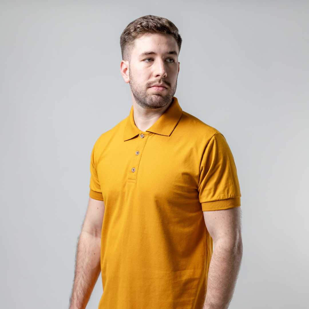 Remera con cuello Confort