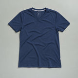 Remera cuello en V confort