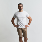 Remera Essential con bordado en pecho regular fit