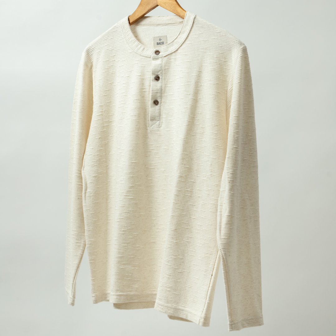 Remera Mangas largas con botones