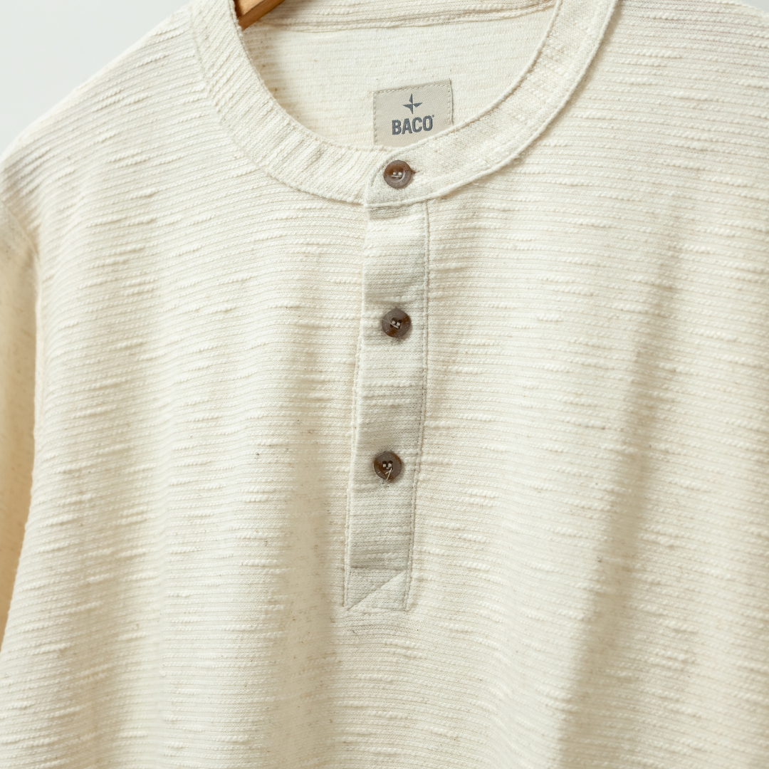 Remera Mangas largas con botones