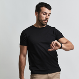 Remera Essential con bordado en pecho regular fit