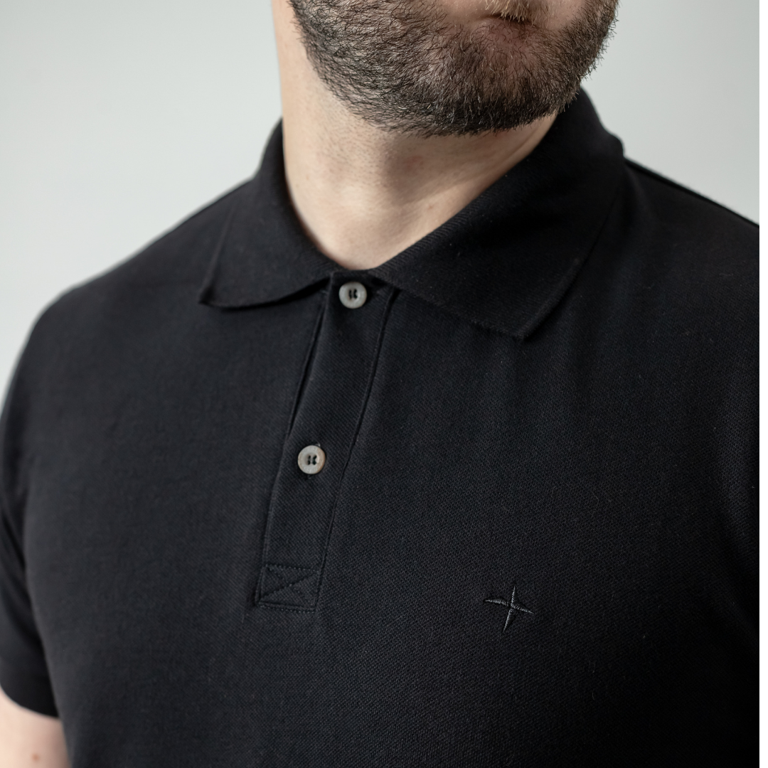 Remera tipo Polo con Bordado