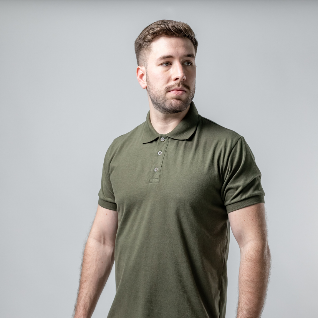 Remera con cuello Confort