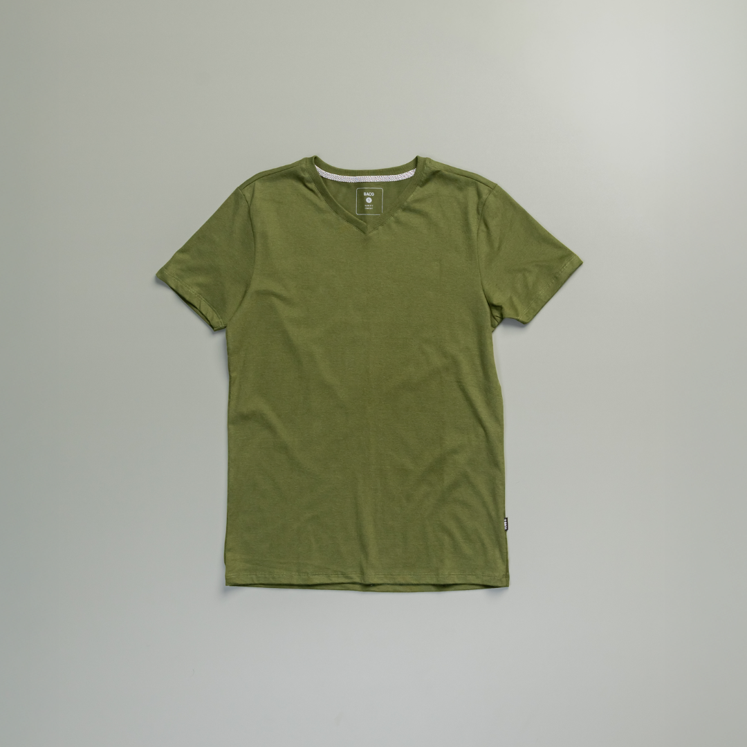 Remera cuello en V confort