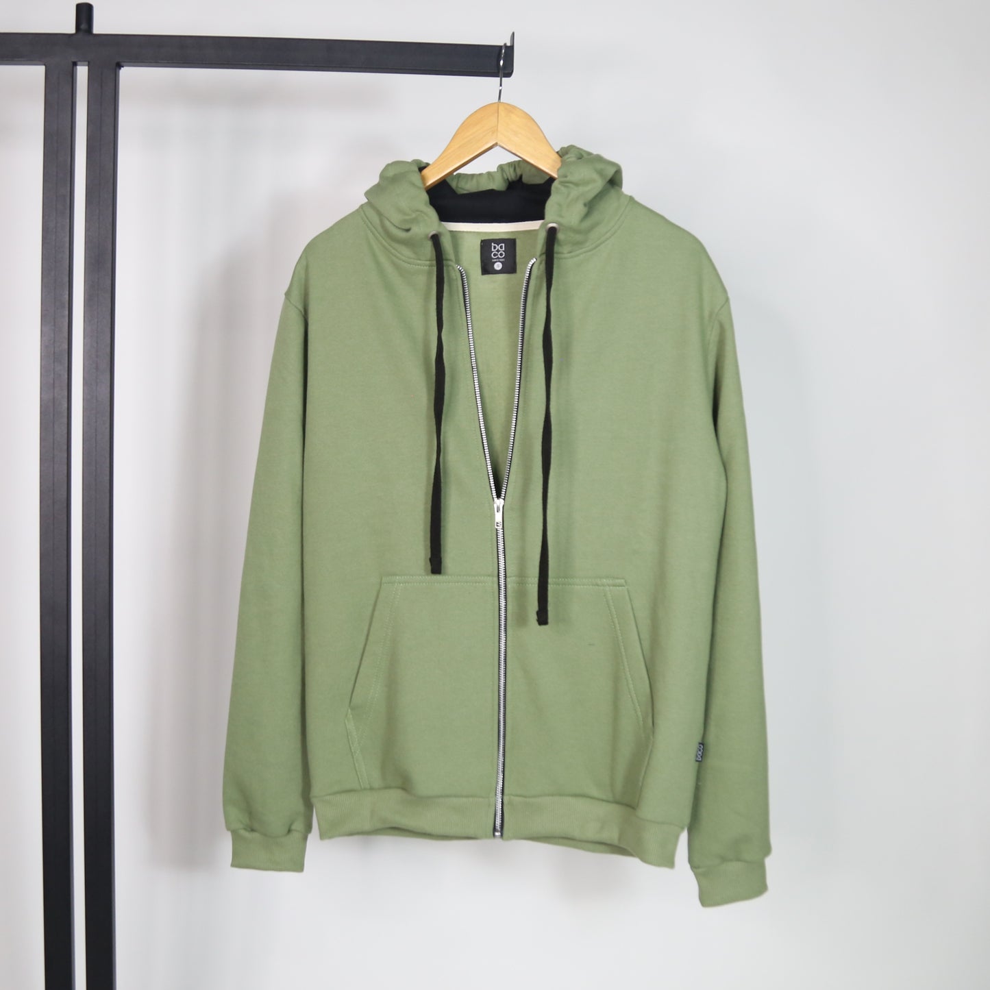 Campera Moleton con Cierre Metálico Frizado