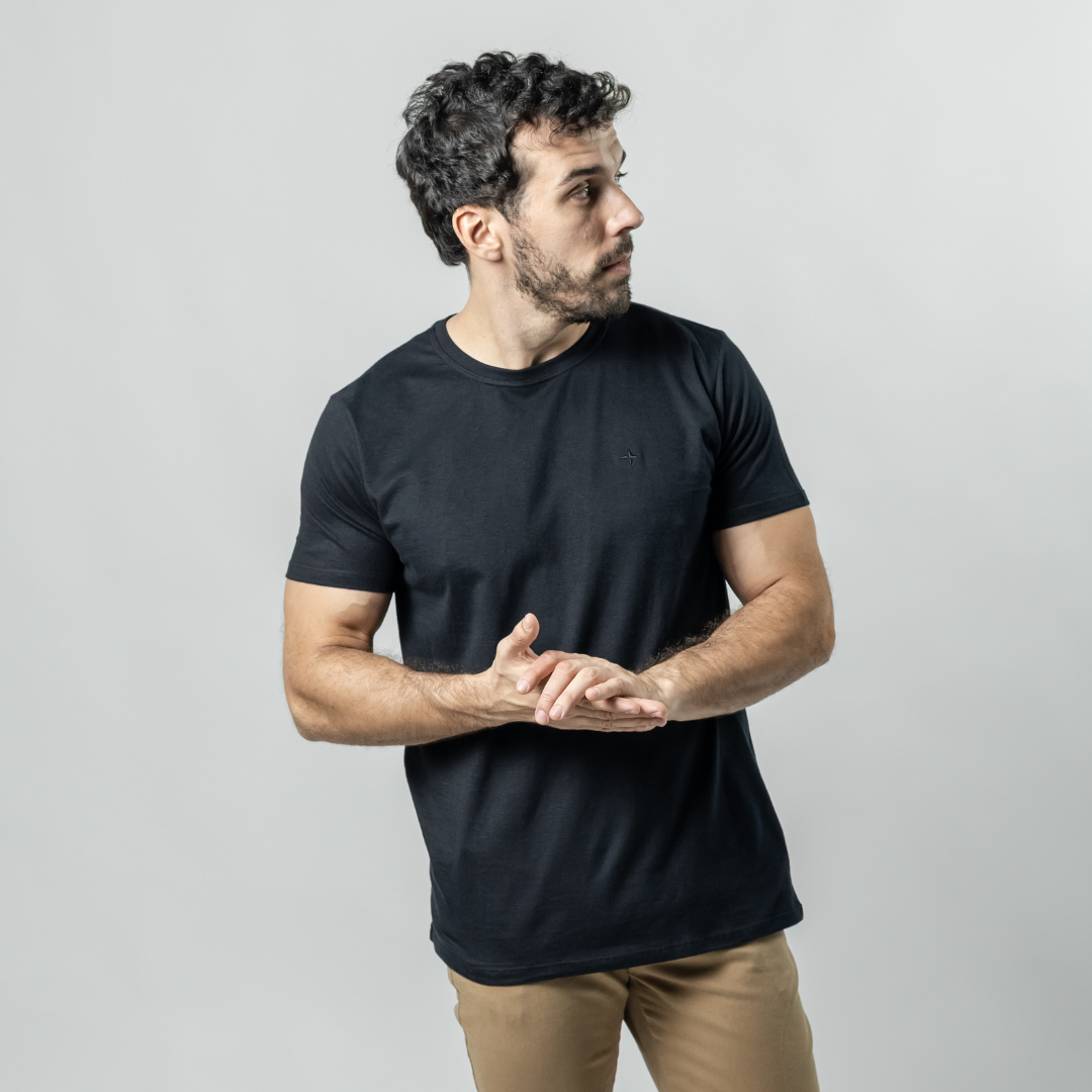 Remera Baco Andrómeda Regular Fit