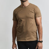 Remera Essential con bordado en pecho regular fit