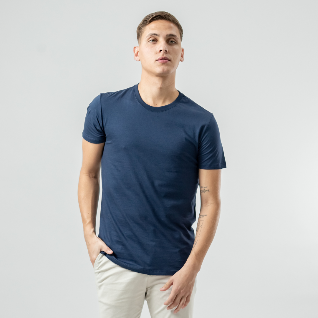 Remera Baco Básica Slim Fit