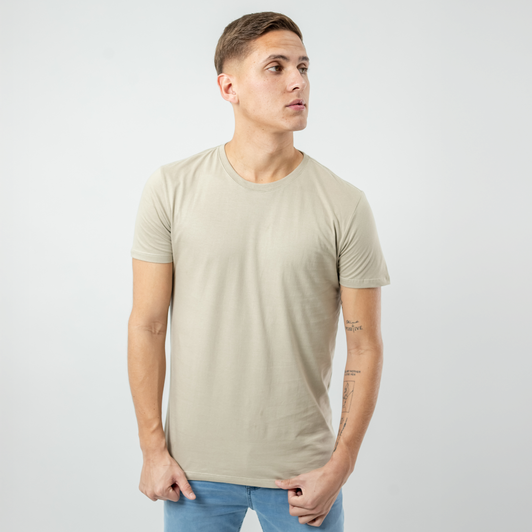 Remera Baco Básica Slim Fit